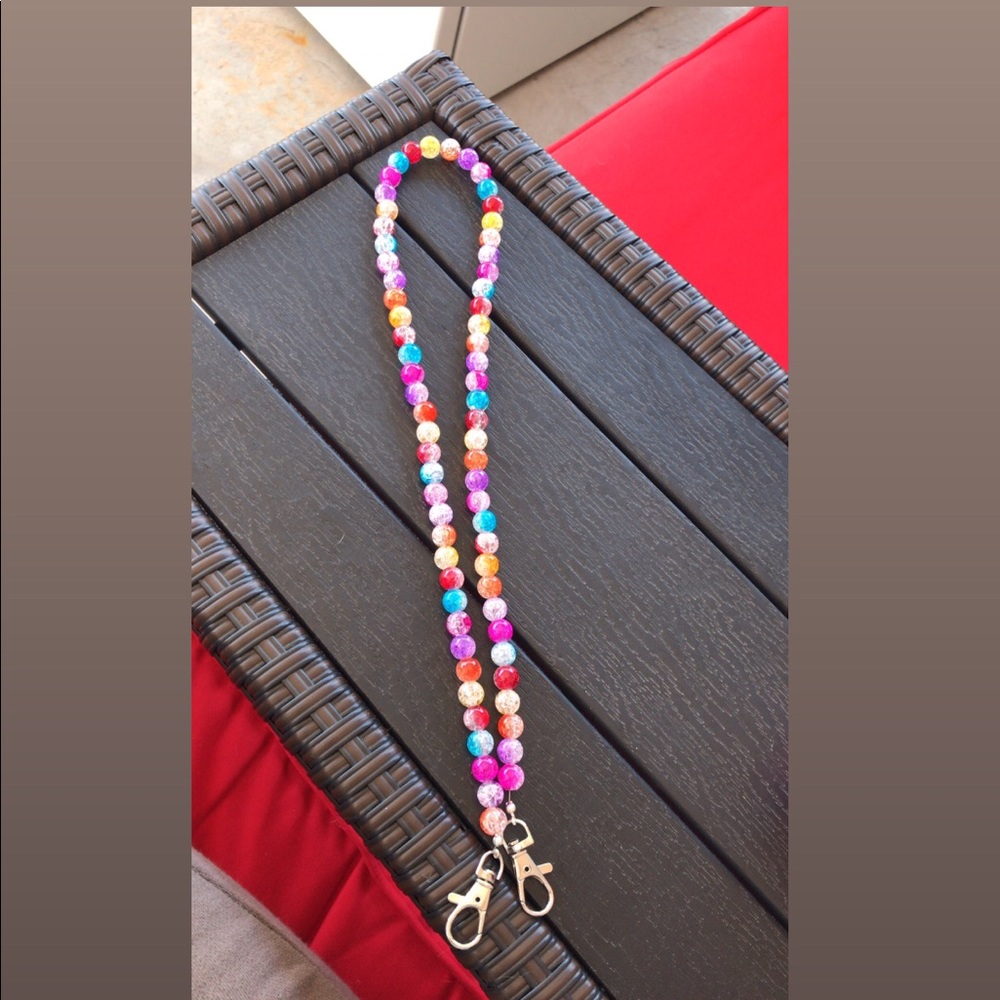 Mask Necklace (holder)